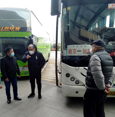 長客運(yùn)輸一公司一手抓疫情防控，一手抓班線復(fù)班